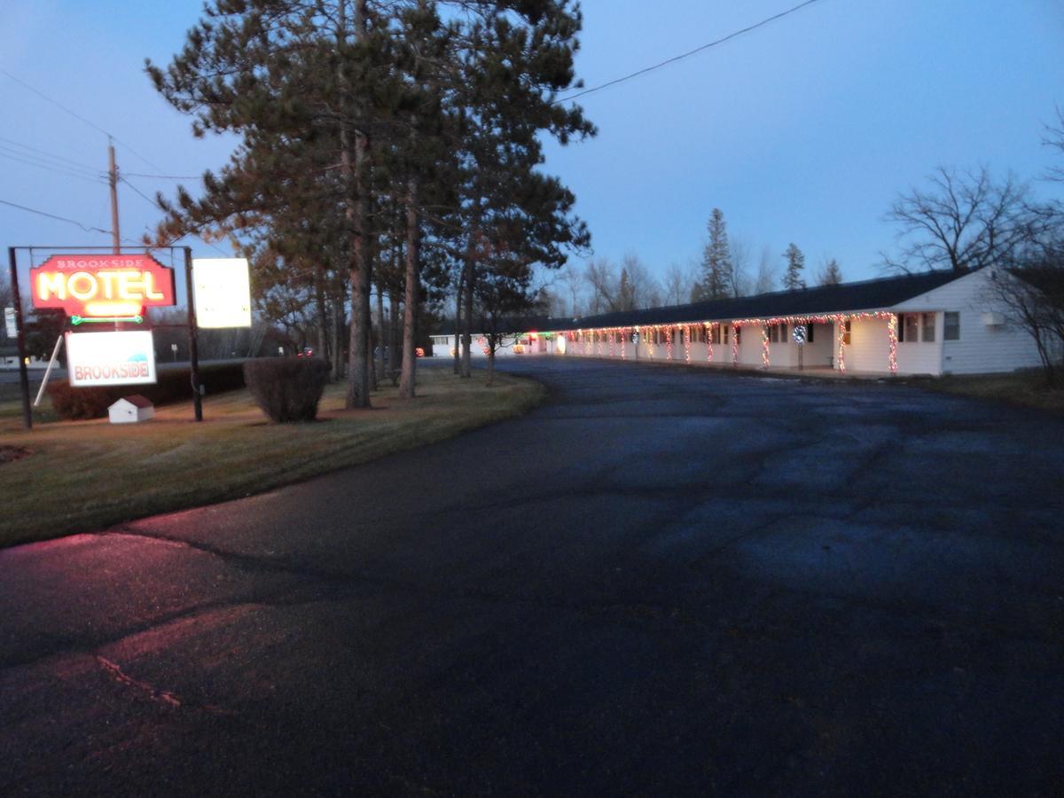 Brookside Motel Wadena Exterior photo
