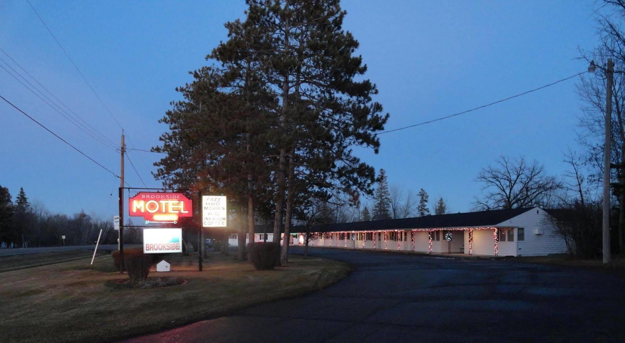 Brookside Motel Wadena Exterior photo