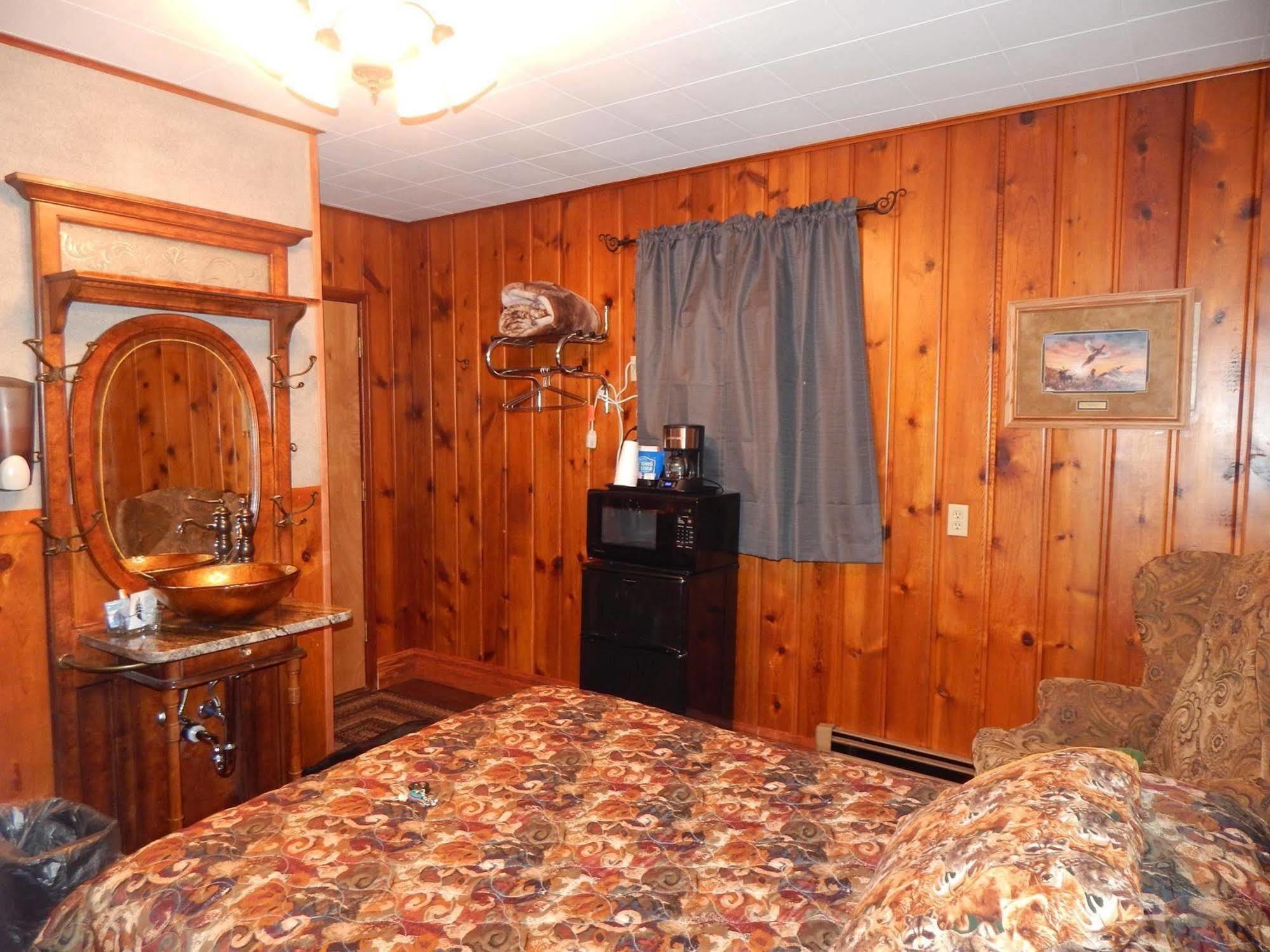 Brookside Motel Wadena Exterior photo